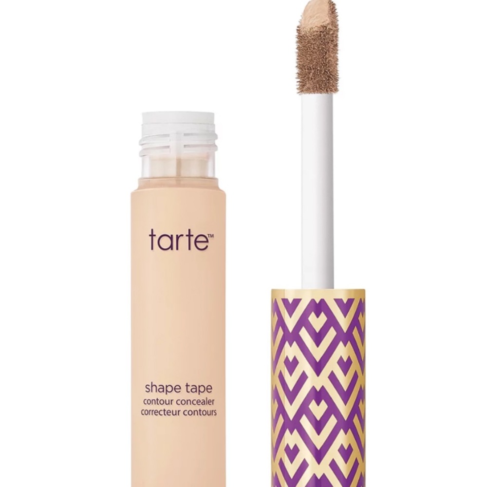 Light-Neutral Shape Tape Concealer
